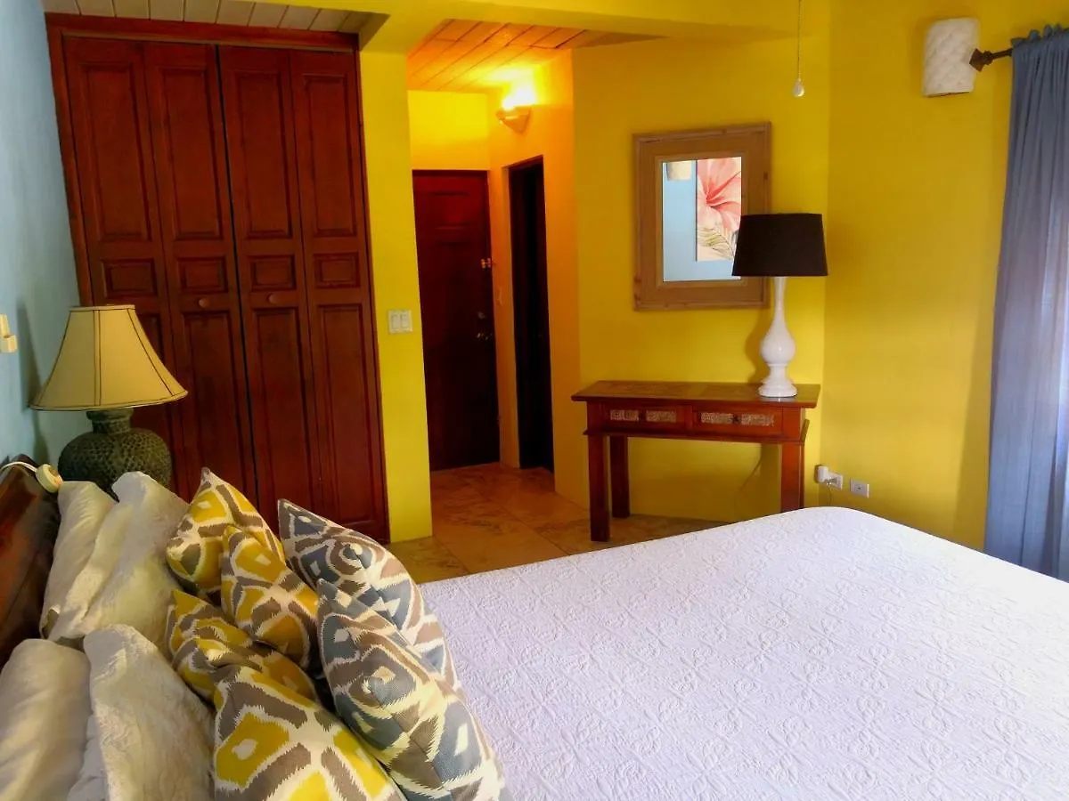 Aparthotel Villa Touloulou English Harbour