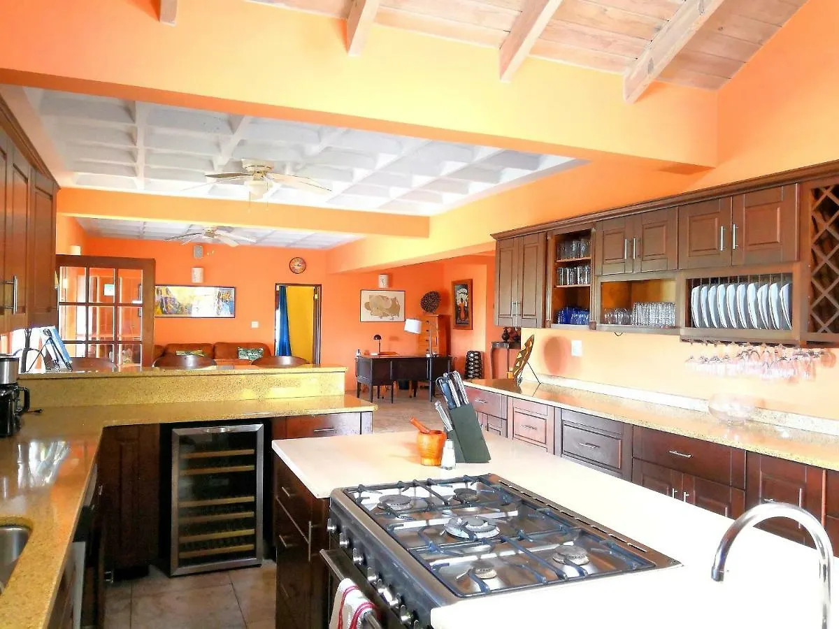 English Harbour Villa Touloulou شقة فندقية English Harbour